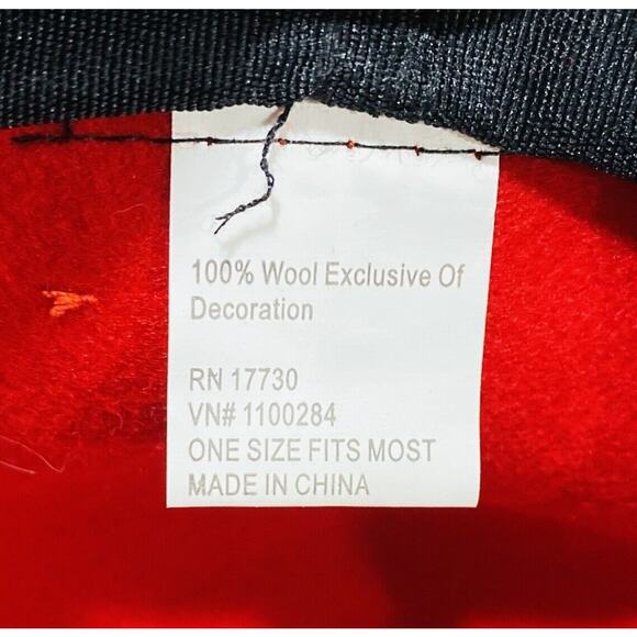 Red Felted Wool Bucket Hat 1980’s by Target Black Patent Trim Chic One Size - Picture 8 of 9